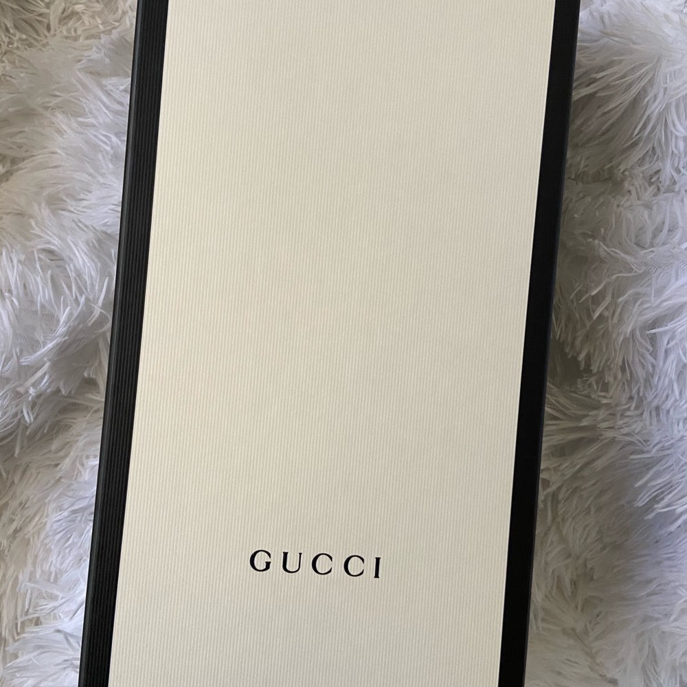 Gucci Sandals Size 38 - Picture 4 of 9
